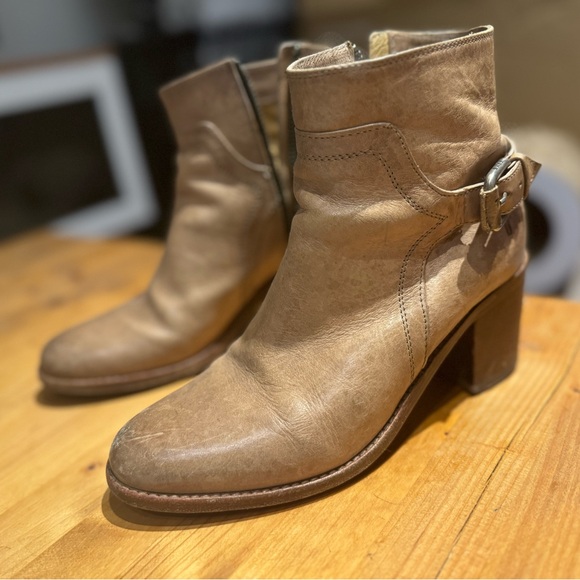 Frye chunky heel boots - Picture 1 of 2